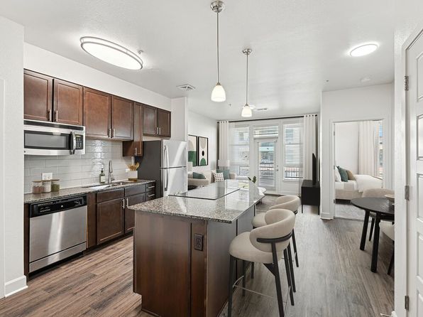 3650 S Broadway #2B-2Ba-1273Sqft