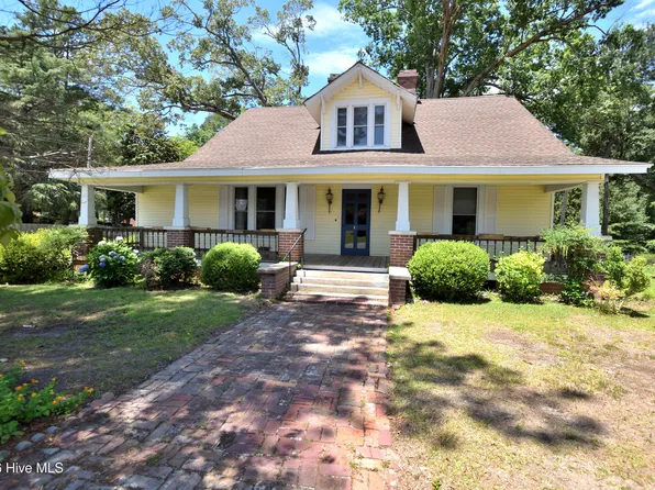 101 N 7th Street, Pinetops, NC 27864