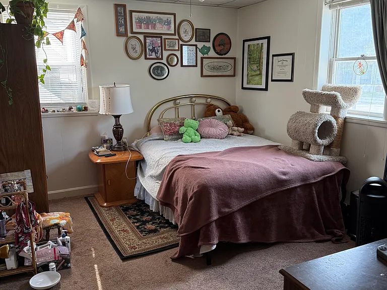 Large Bedroom