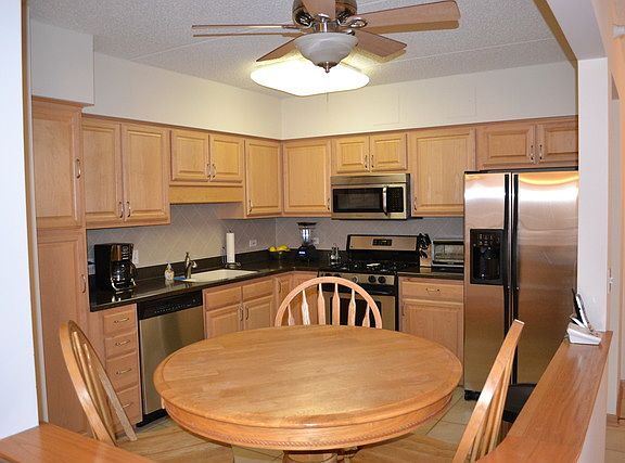 3rd image of 770 Pearson St #2401