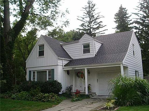 2nd image of 2807 Densmore Dr