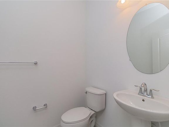 5th image of 12124 Ledbury Commons Dr