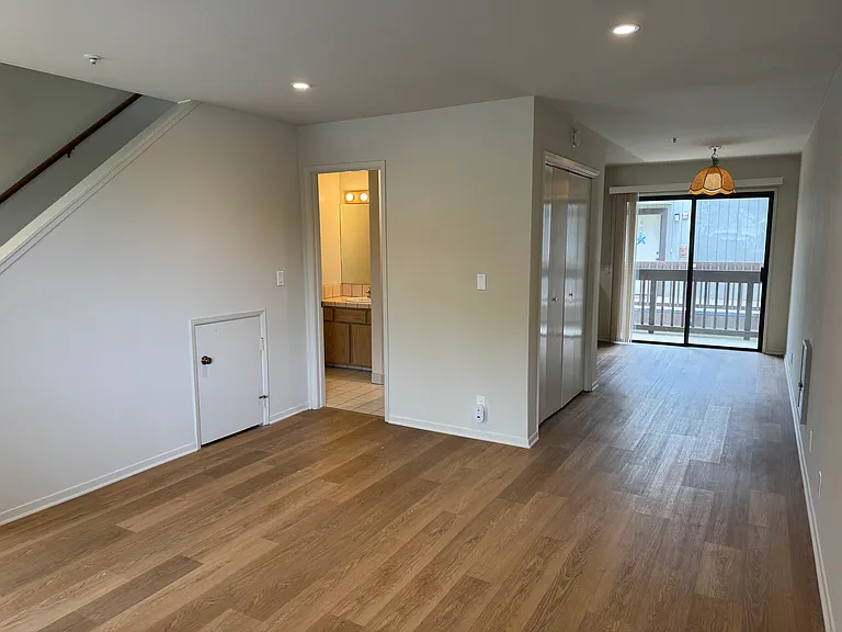 504 McClellan Ave #5 — Photo 29