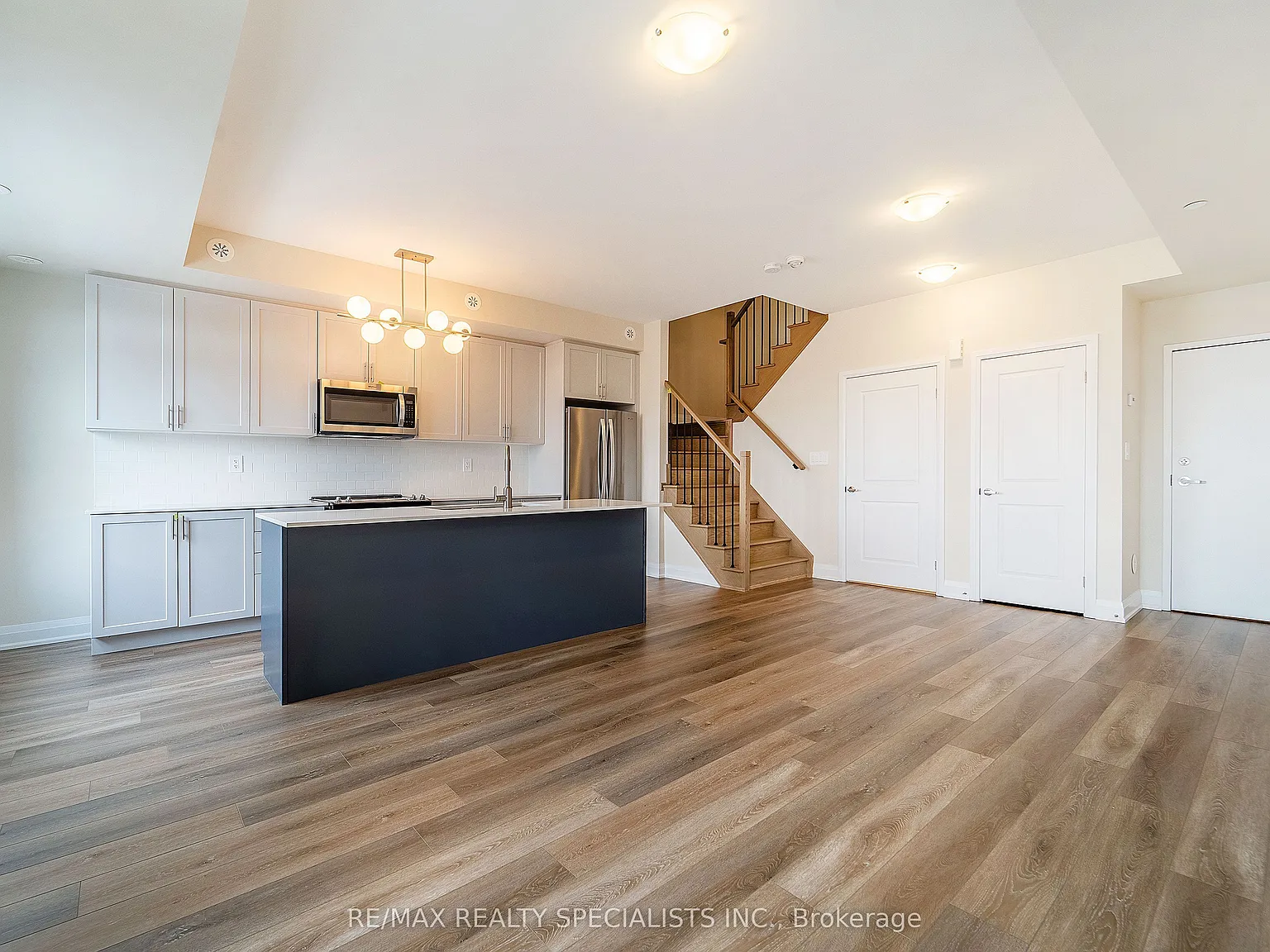 2 bed, $2,800 — Photo 4