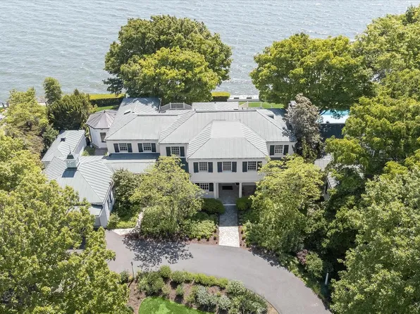 747 Bywater Rd, Gibson Island, MD 21056