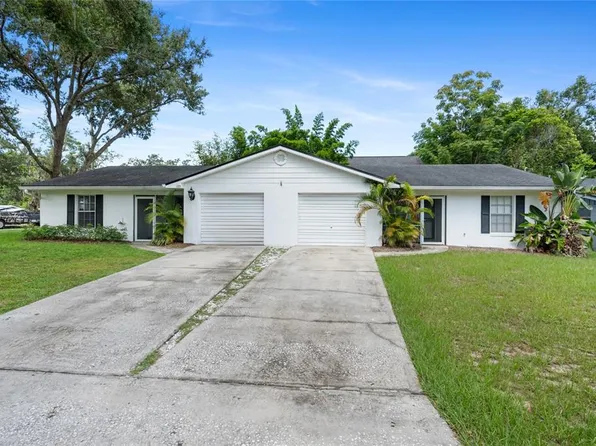 125 N Rhodes St, Mount Dora, FL 32757