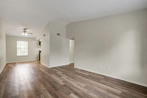1105-1107 Uta Blvd #106 Photo 1