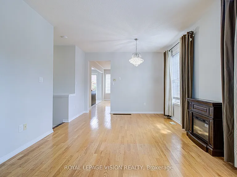 72 Jeanette St — Photo 5