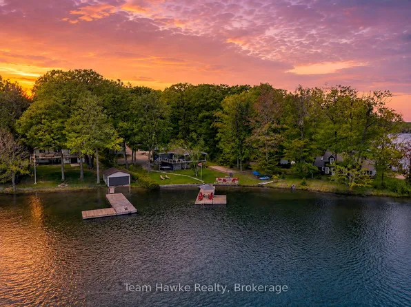 23 Timcourt Dr, Tiny, ON L9M 0B9