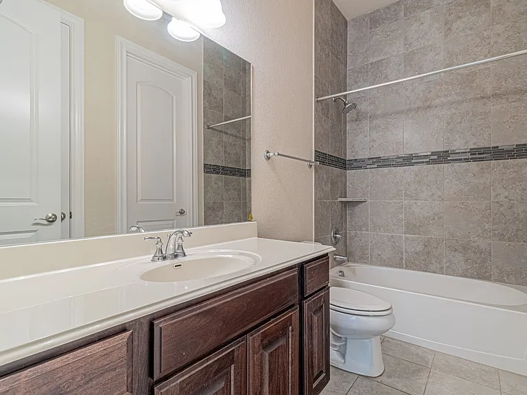 2727 Sonata Park — Photo 12