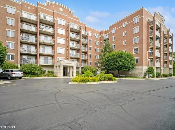 6560 W Diversey Ave APT 605D, Chicago, IL 60707