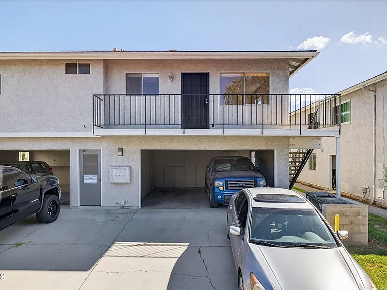 1179 Acadia Pl — Photo 12