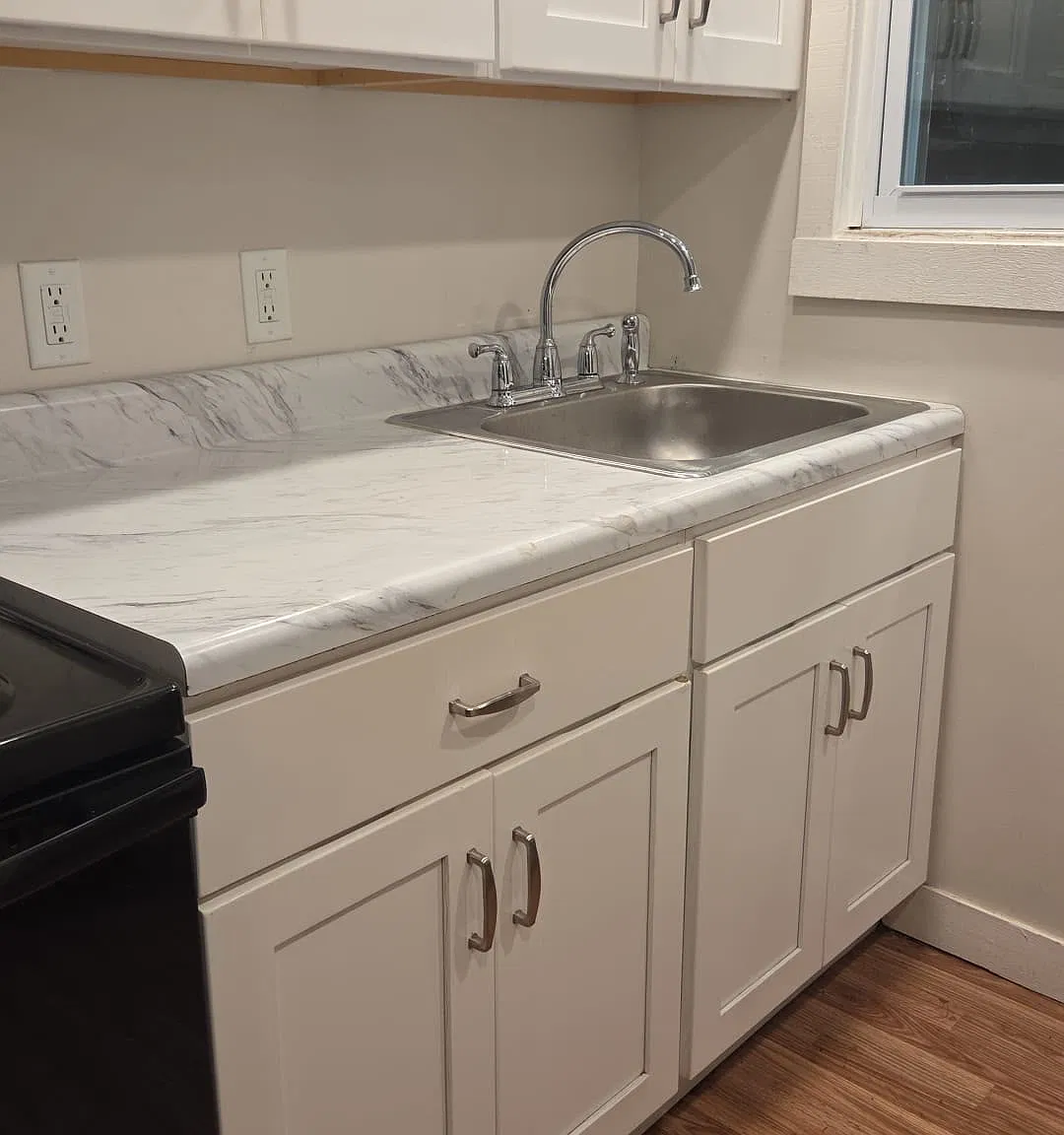 1168 Tonawanda St — Photo 2
