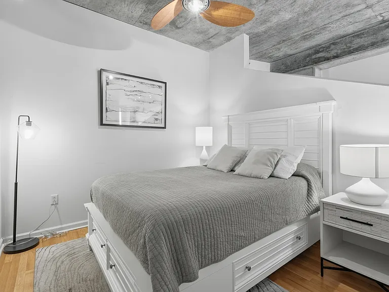 415 Church St #1306 — Photo 22