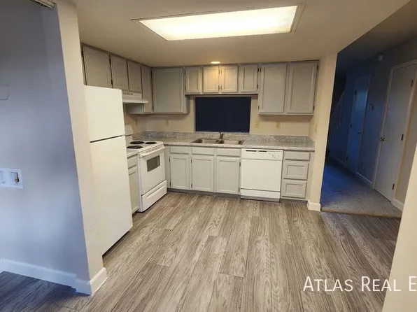 5554 Bonita Village Rd, Colorado Springs, CO 80915