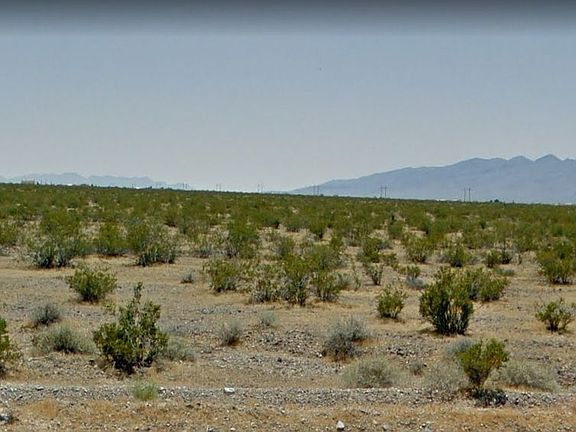 3rd image of 2430 E Gorgono Dr