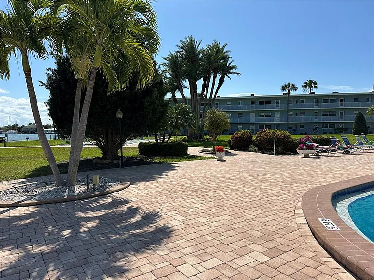 6161 Gulf Winds Dr #150 — Photo 46