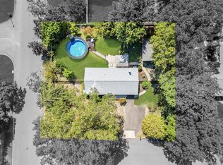 1 Chuck Ln, Selden, NY 11784