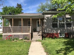 103 Woodford St, Gridley, IL 61744