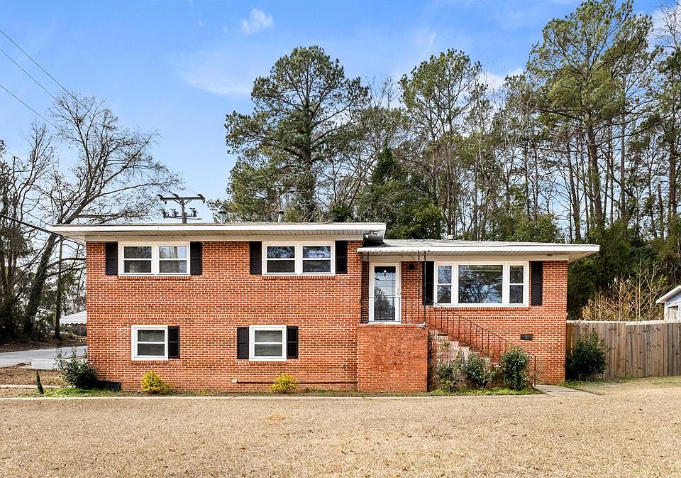 1st image of 803 Lichfield Rd