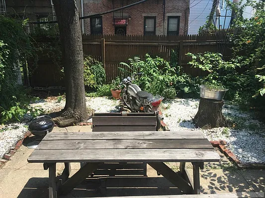 Rented by LaMatto Properties LLC | media 14