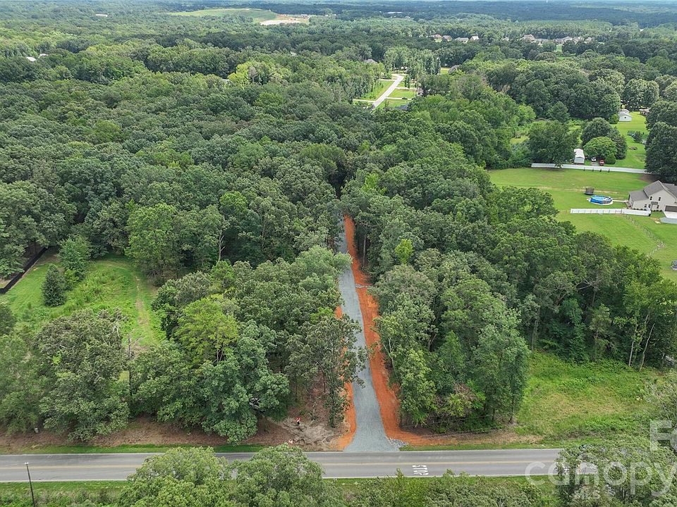 1st image of 1810 New Salem Rd