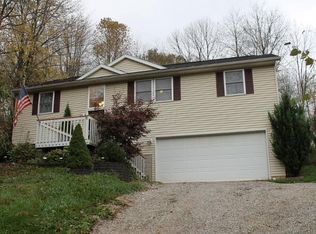 3230 Apple Valley Dr, Howard, OH 43028