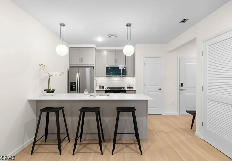 70 Ridgedale Ave #205 — Photo 4