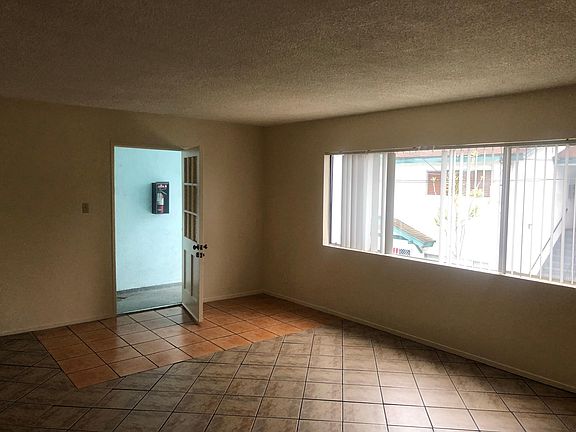 4th image of 339 N Colorado Pl APT 4