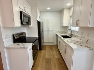 952 Pine Ave APT D, Carlsbad, CA 92008