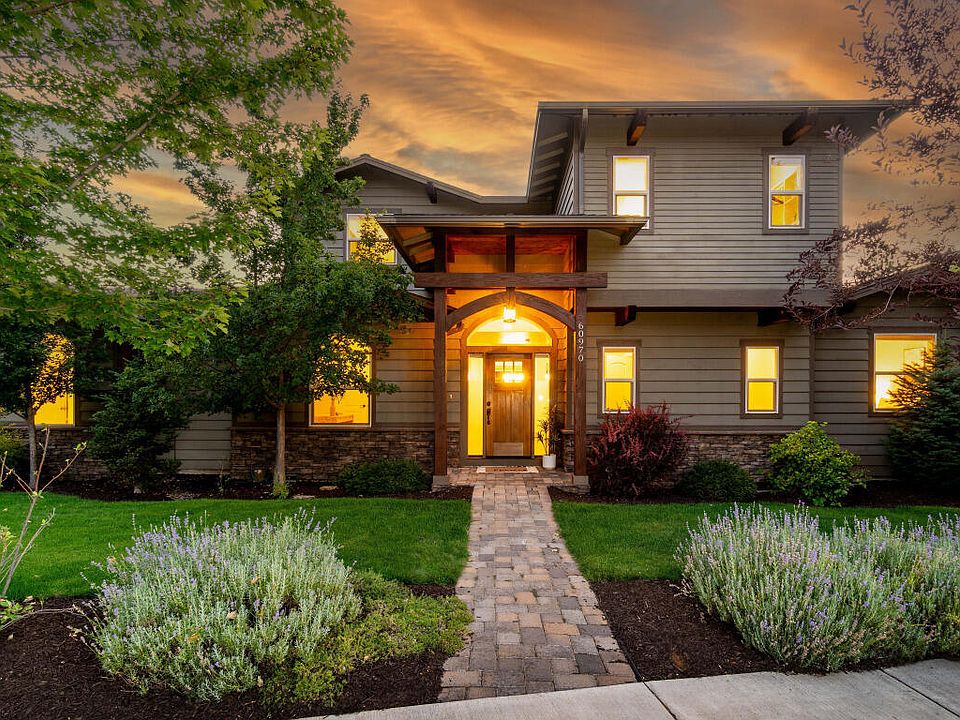 1st image of 60970 Woods Valley Pl