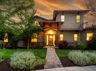 60970 Woods Valley Pl, Bend, OR 97702