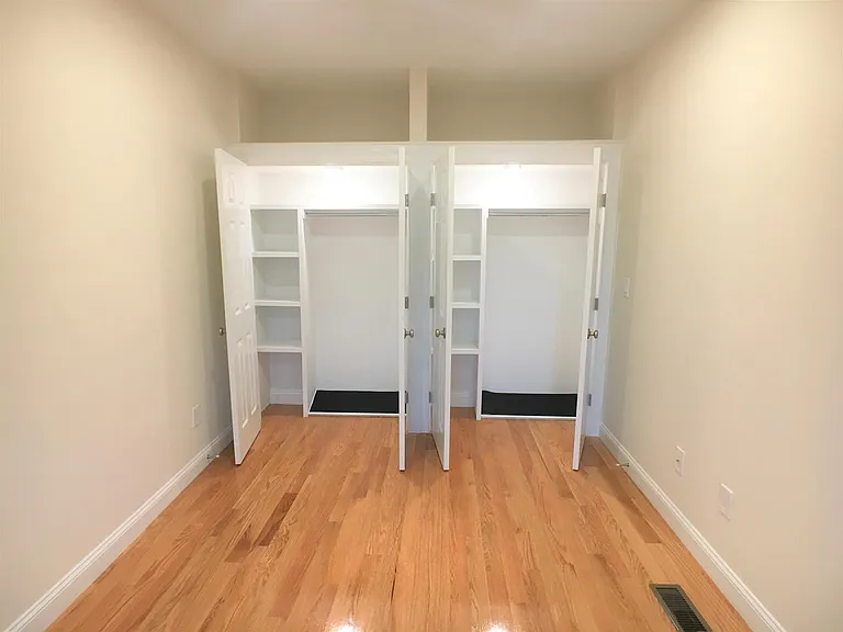 67 Temple St #2 — Photo 10