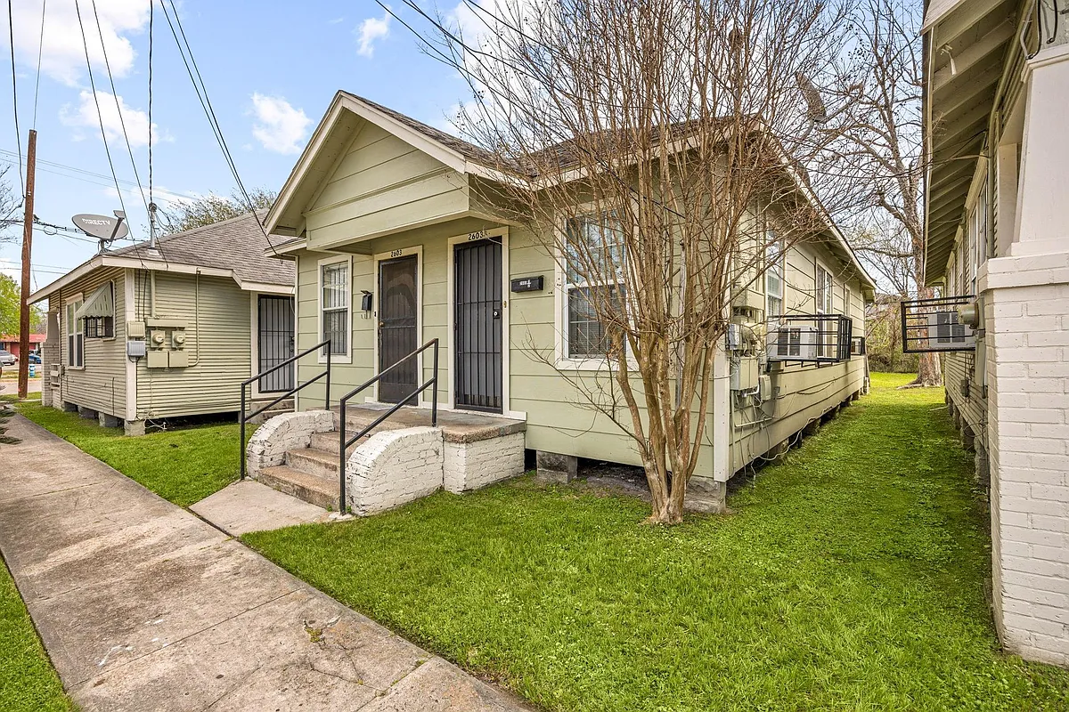Building Photo - 2603 1/2 Nettleton St