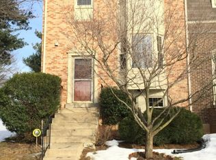 111 Deer Park Ln, Gaithersburg, MD 20877