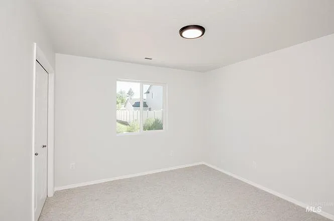 4823 Fire Opal St — Photo 10