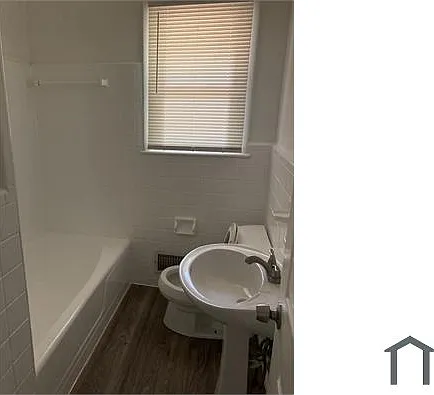3 bed, $2,500 — Photo 2