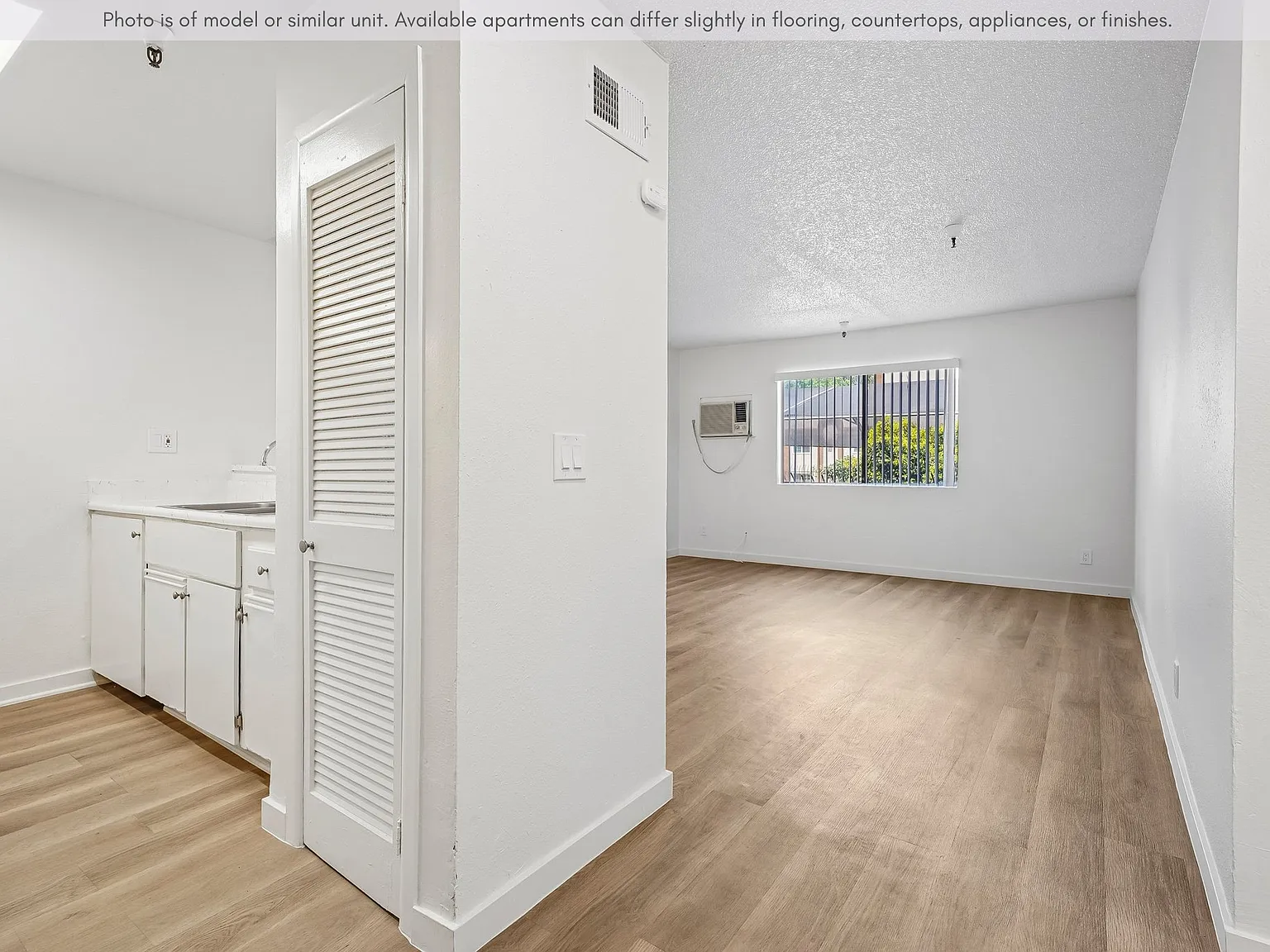 Suncrest Apartments — Photo 4