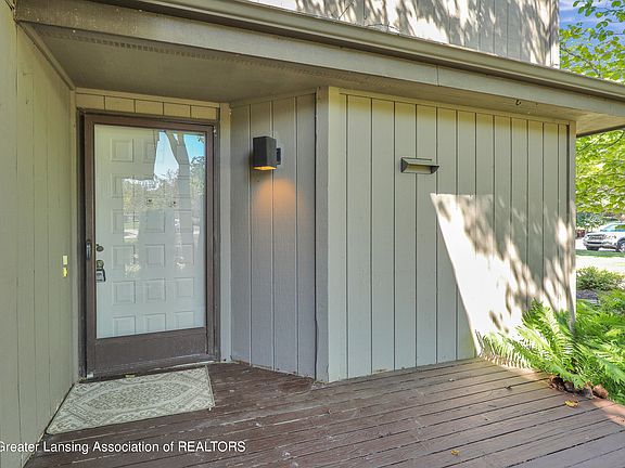 4th image of 5425 Wild Oak Dr