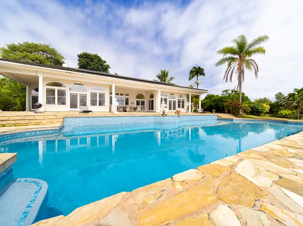 647 Kauhiula Rd, Hilo, HI 96720