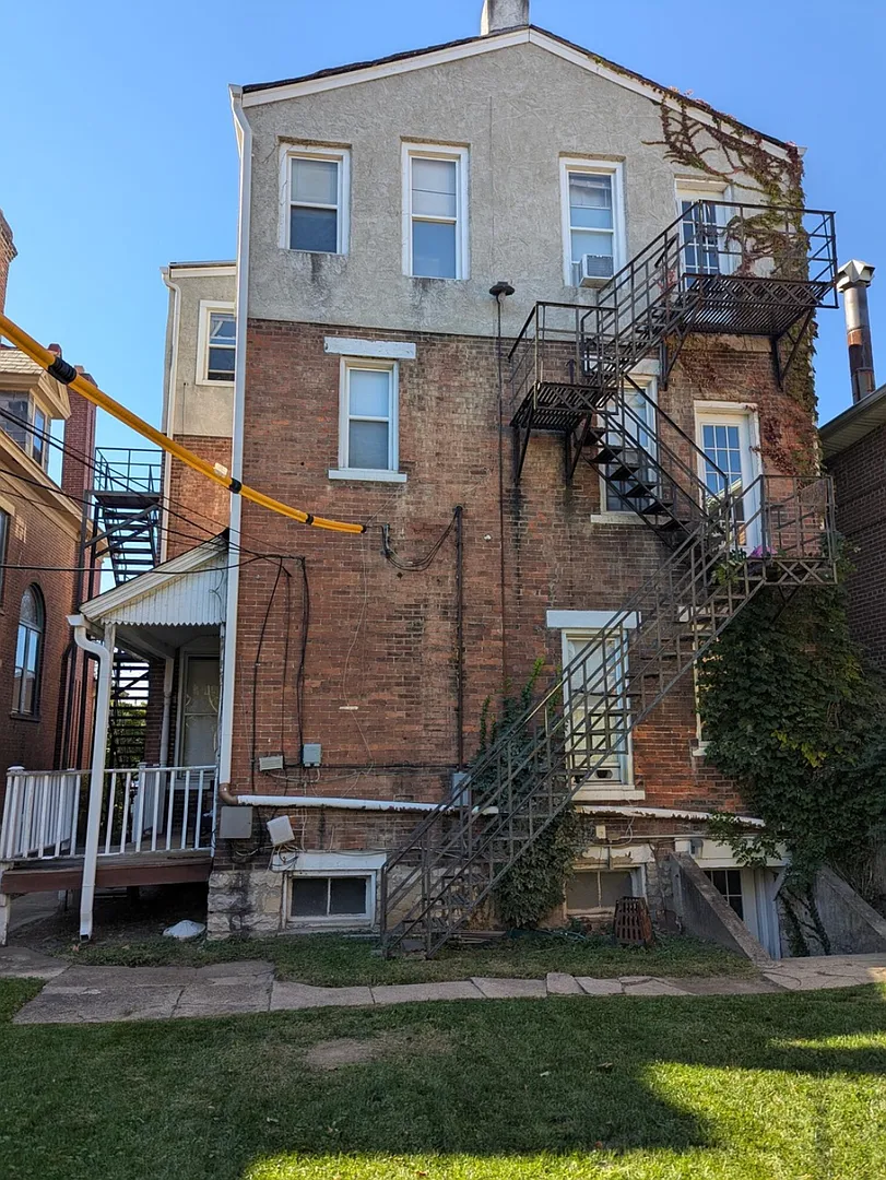 1520 Neil Avenue - 3B - Unit 3B — Photo 3