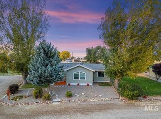 1904 Tschirgi Dr, Fruitland, ID 83619