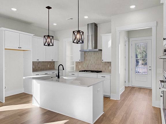 6th image of this home
