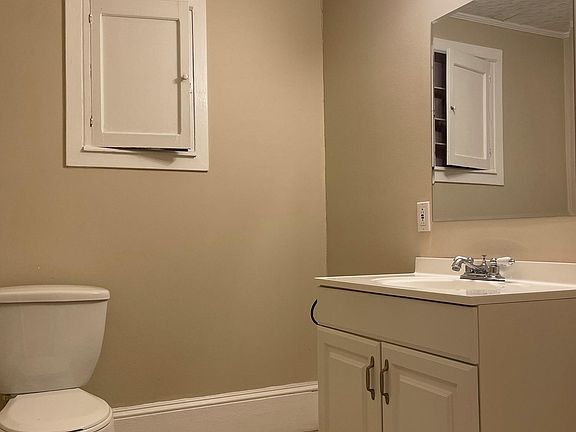 Half bathroom off bedroom