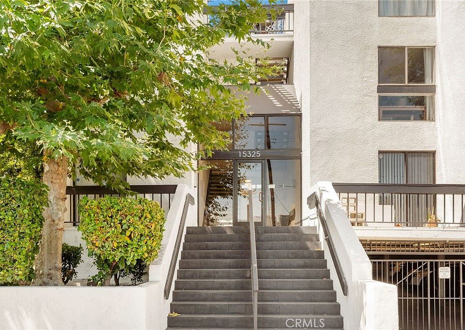 1st image of 15325 Magnolia Blvd APT 103