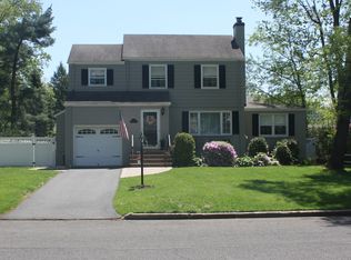 30 Normandie Pl, Cranford, NJ 07016