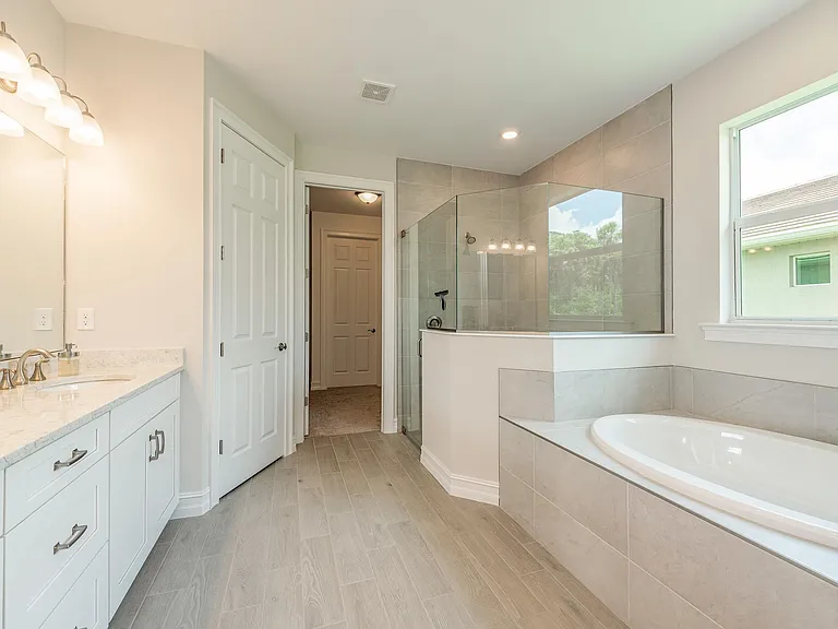339 Tamarindo Ln — Photo 7