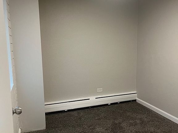 4th image of 1960 Dallas St #204