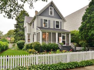 1330 Wesley Ave, Evanston, IL 60201