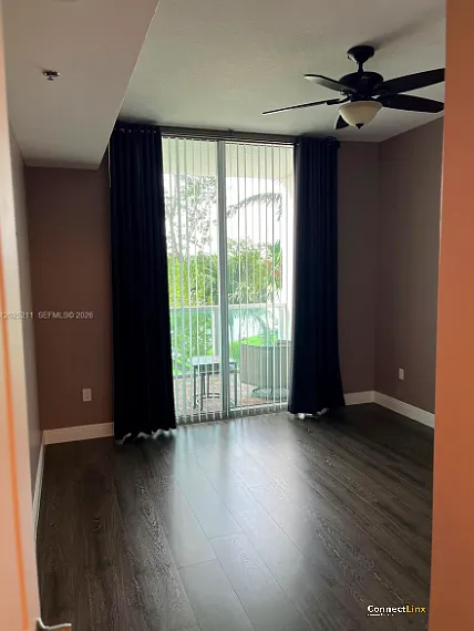 2681 N Flamingo Rd — Photo 2